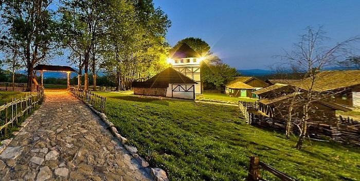 Farm Stay Cardaklije Kulen Vakuf Exterior photo